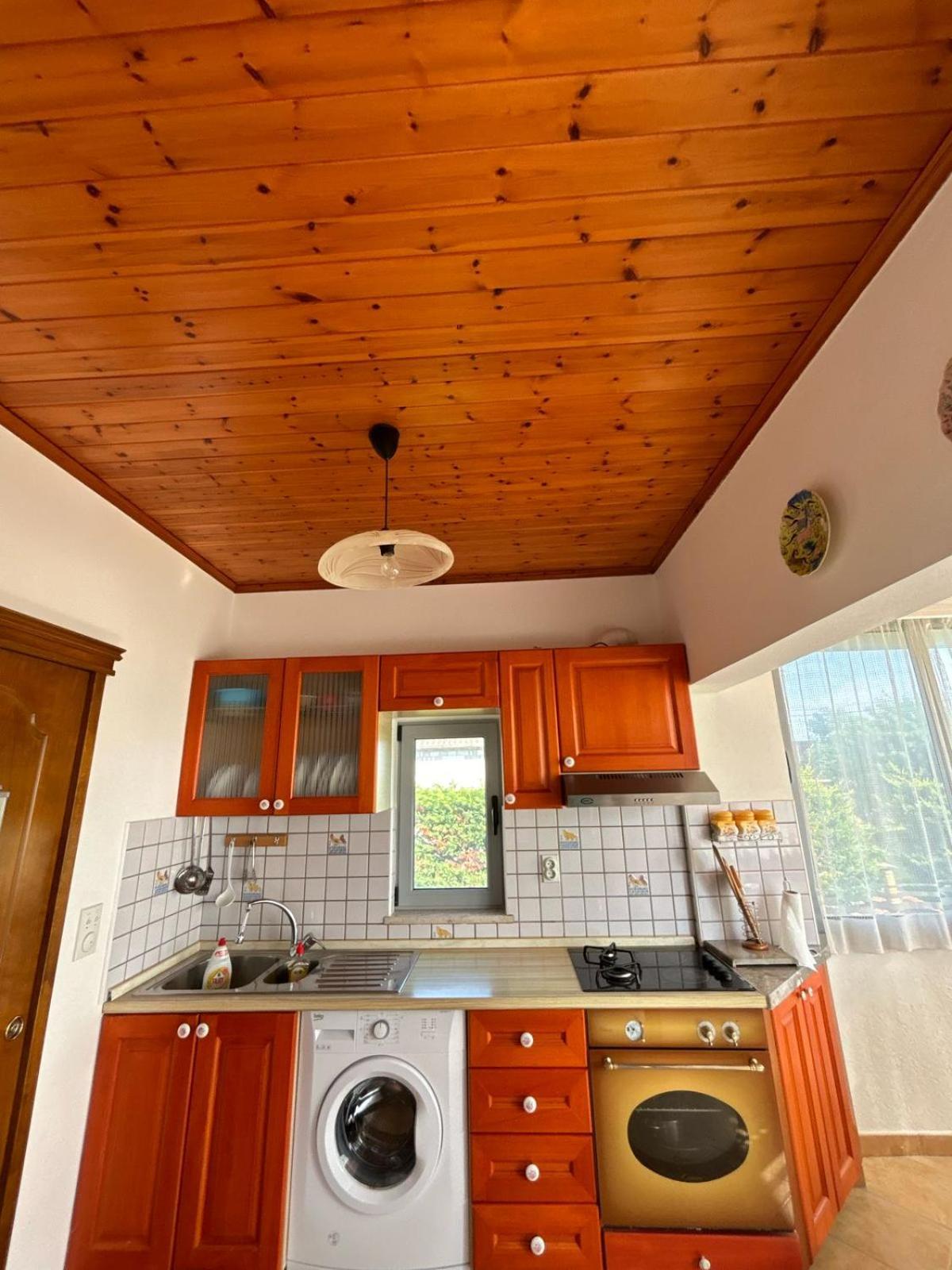Holiday Home Zenit Улцинь Экстерьер фото