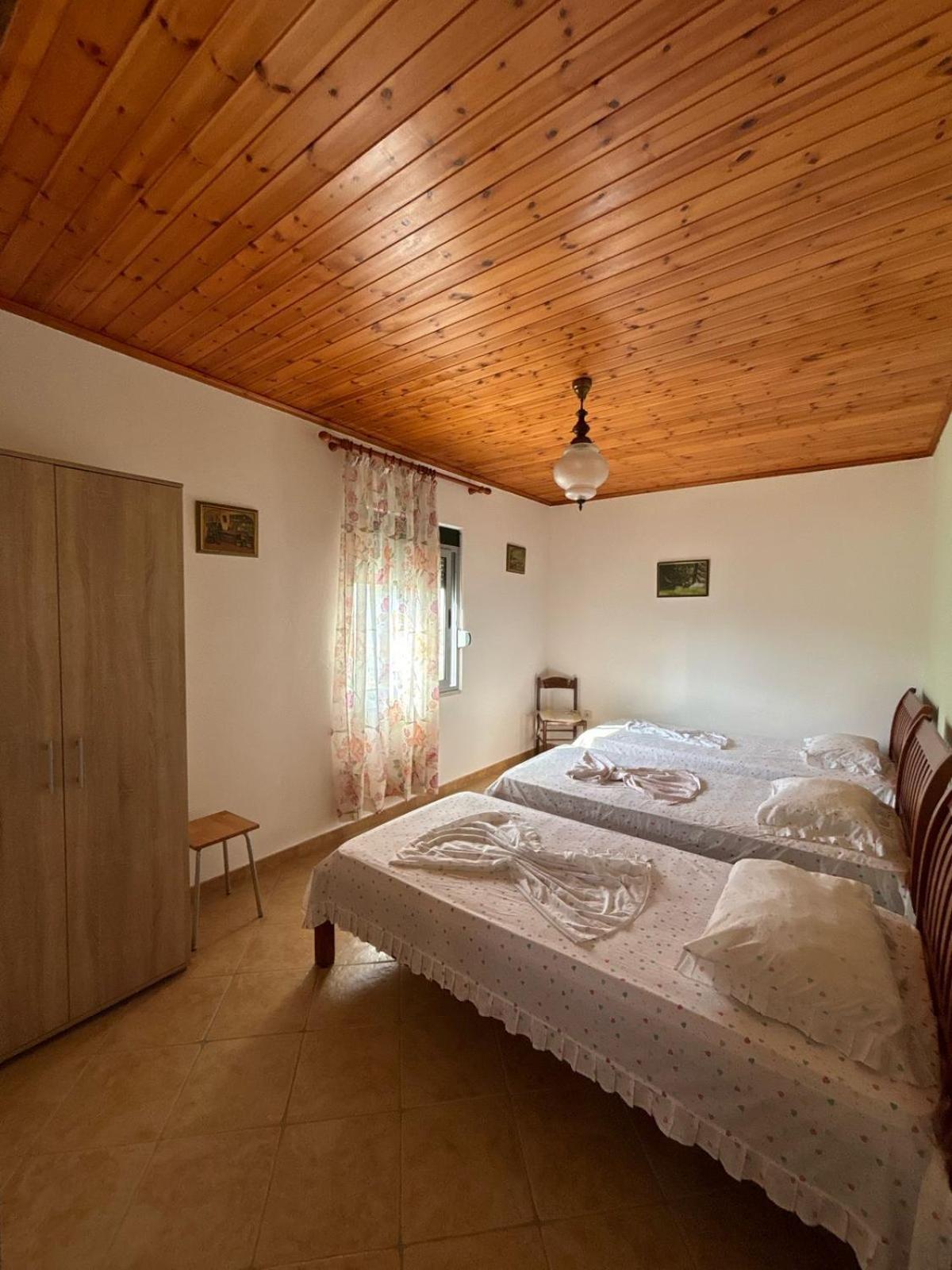 Holiday Home Zenit Улцинь Экстерьер фото