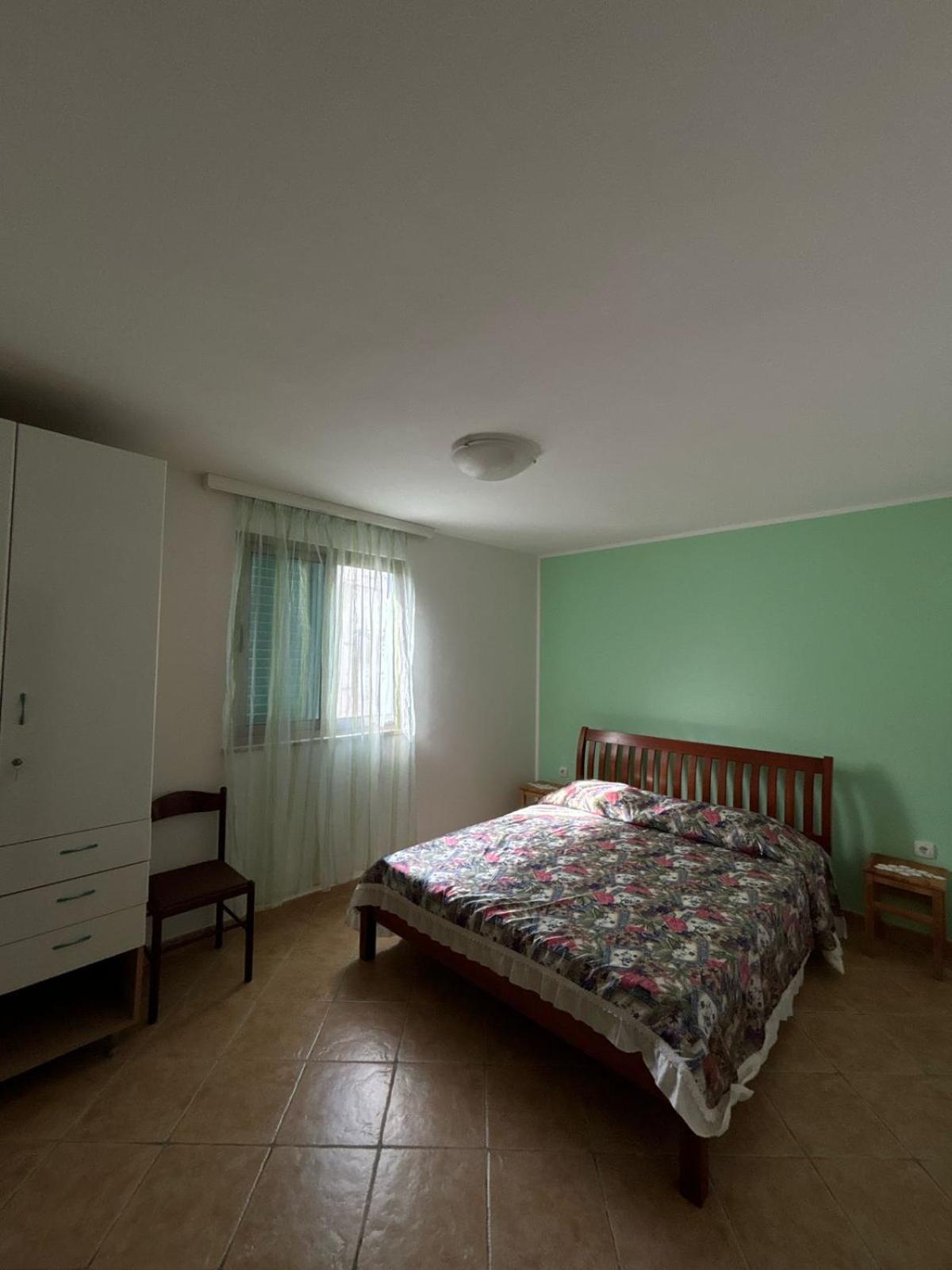 Holiday Home Zenit Улцинь Экстерьер фото